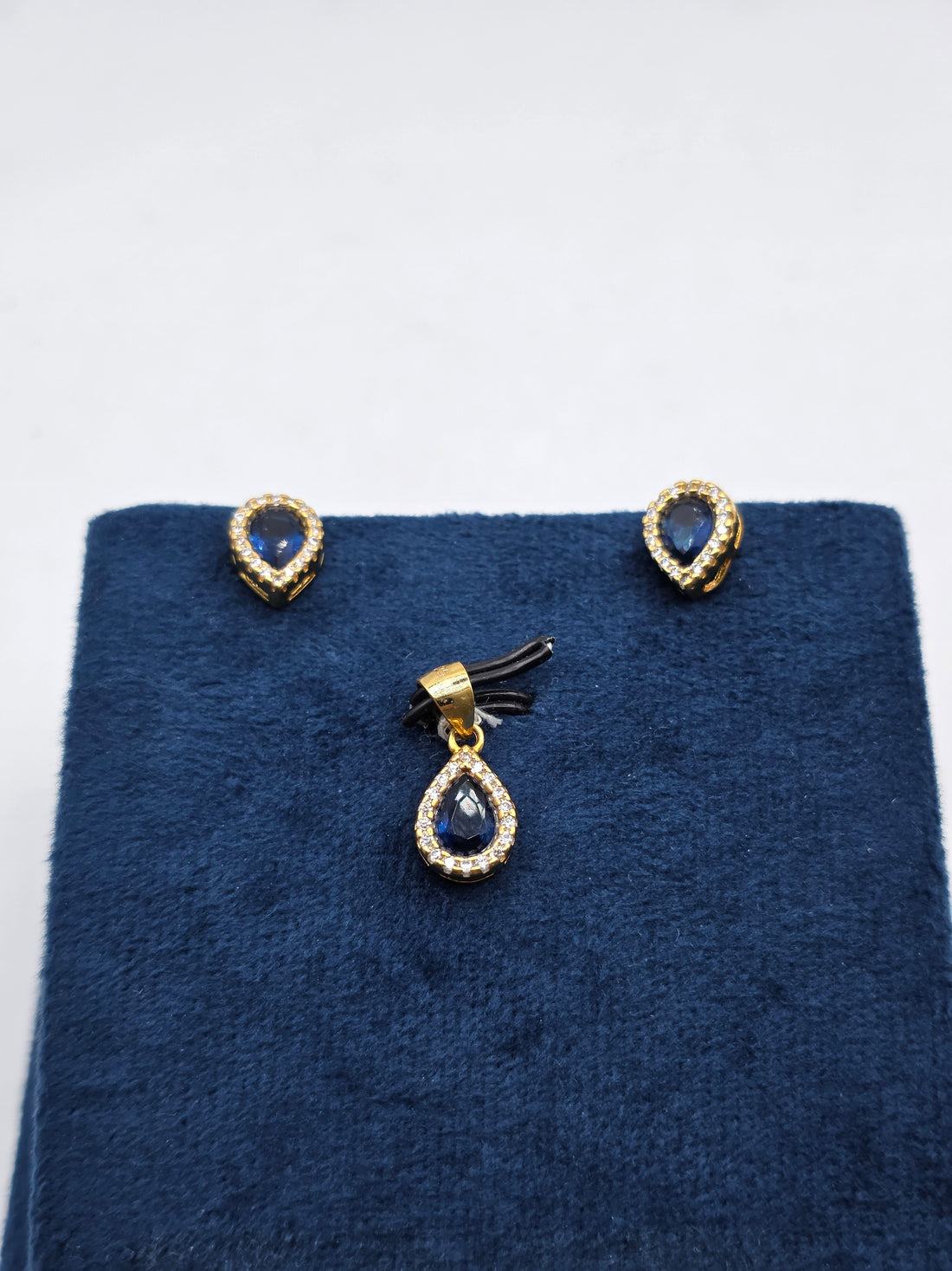 SILVER GOLD PLATED PENDANT SET GP039