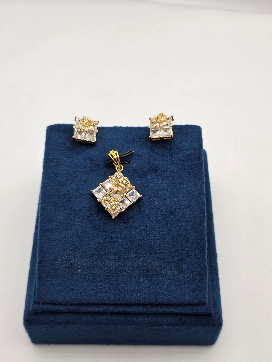 SILVER GOLD PLATED PENDANT SET GP038