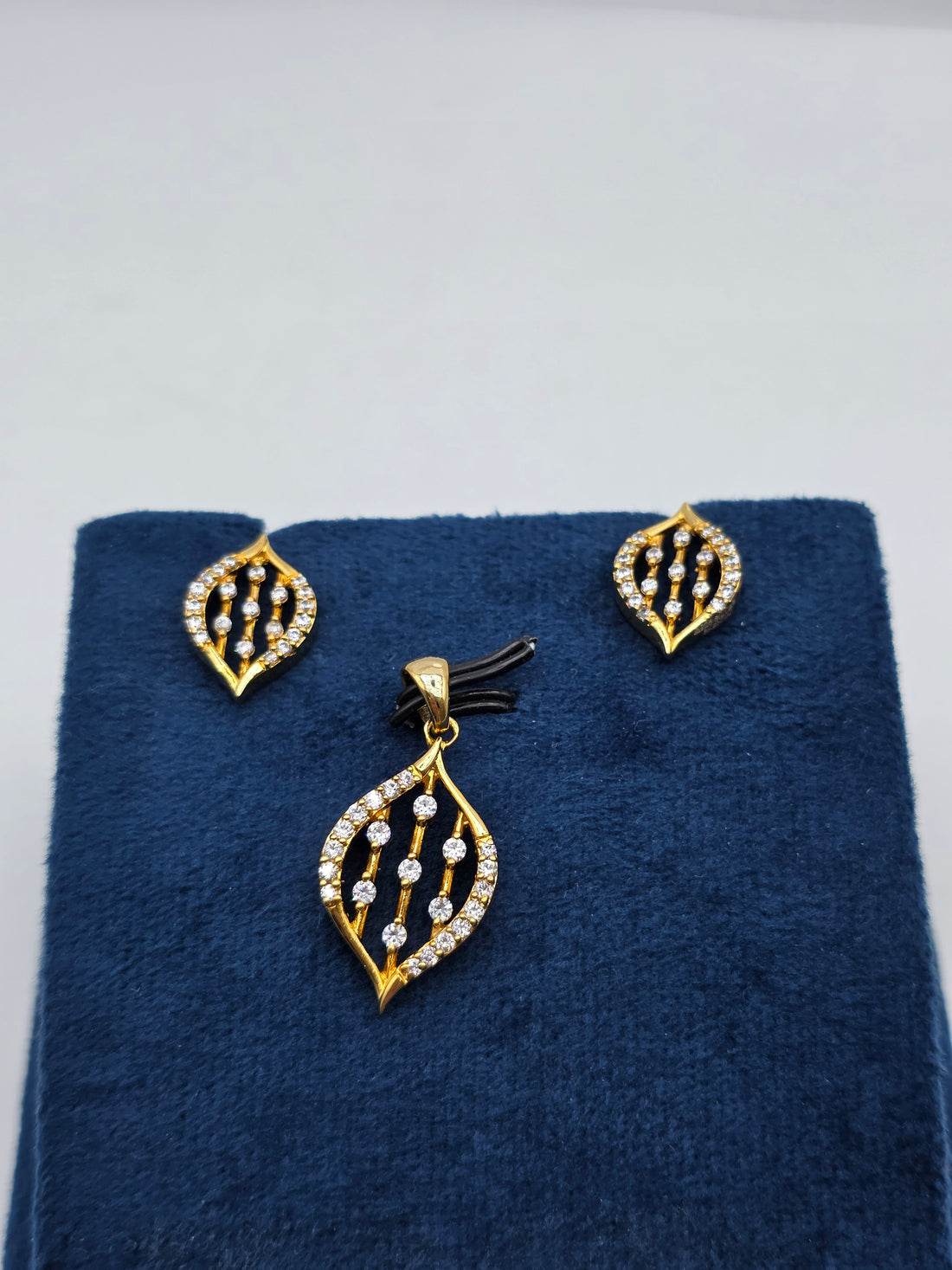 SILVER GOLD PLATED PENDANT SET GP036